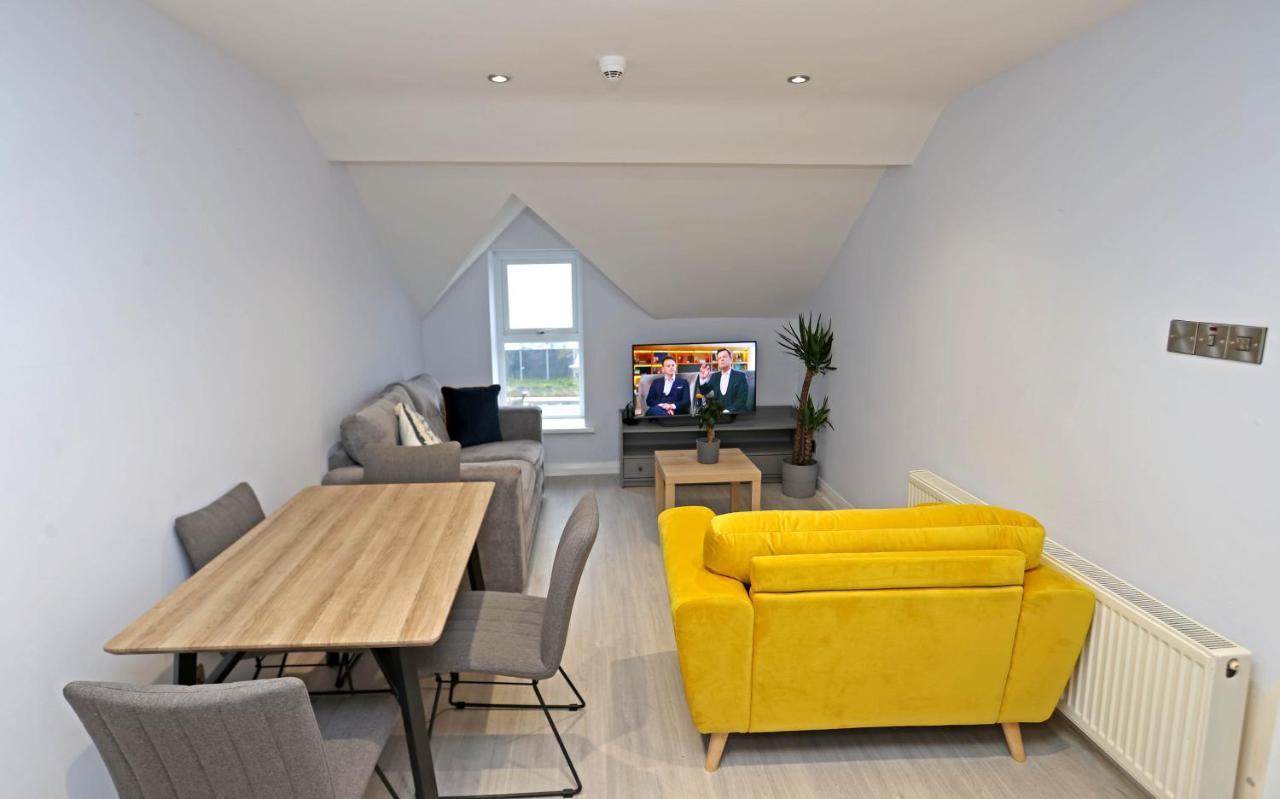 Entire Penthouse Apartment With Sea Views Portrush Exterior photo