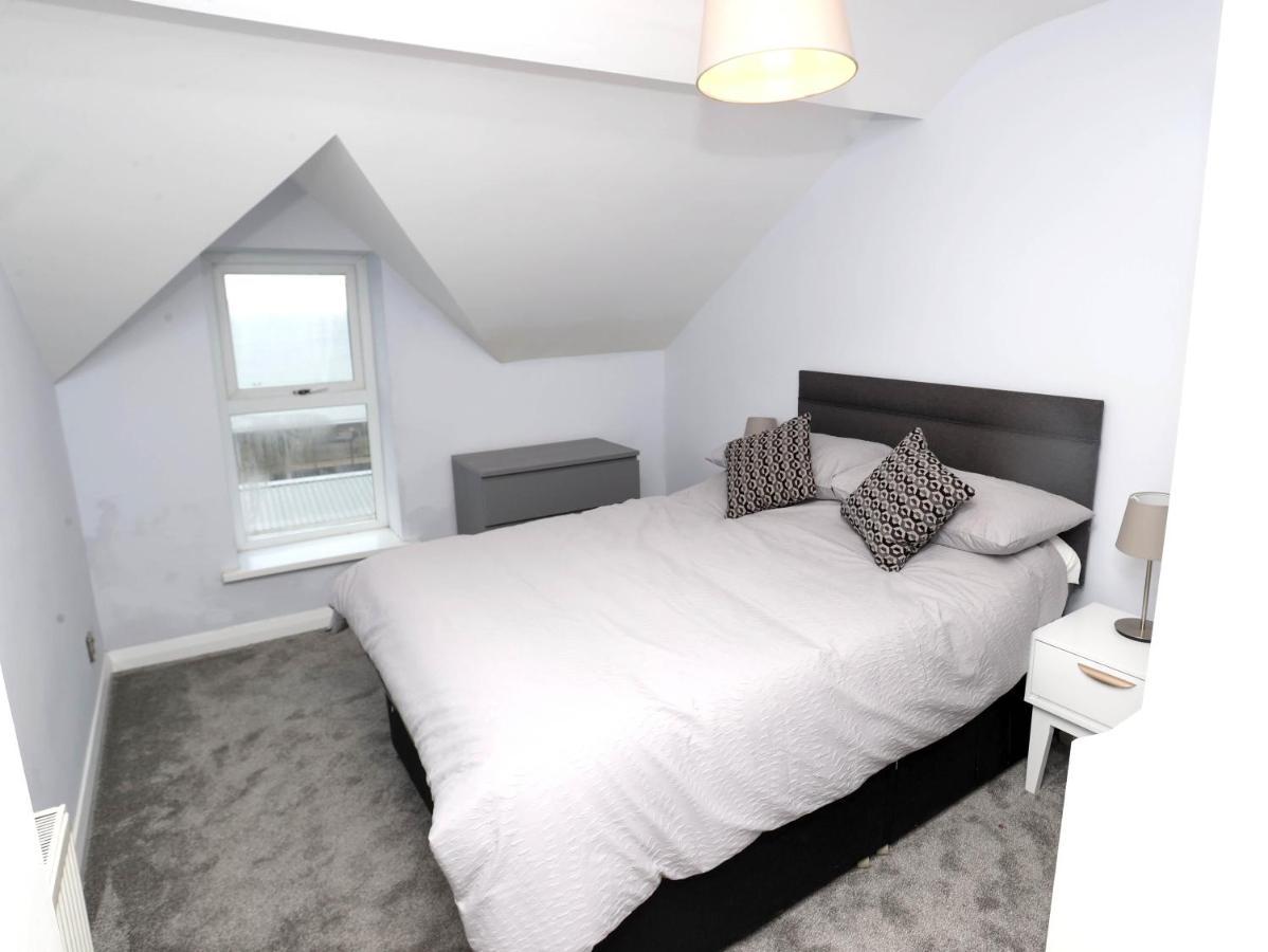 Entire Penthouse Apartment With Sea Views Portrush Exterior photo